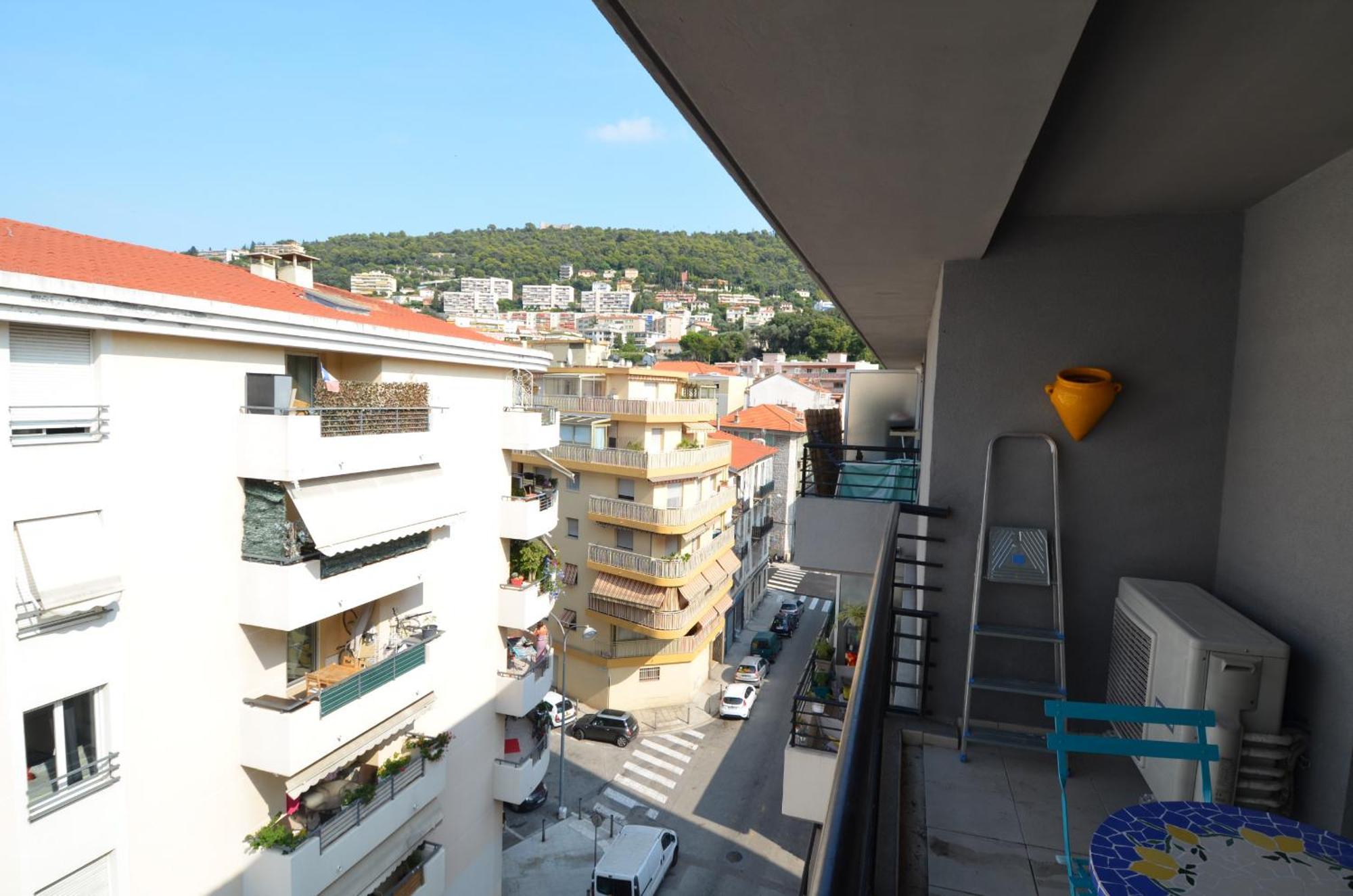 Tobias - Appartement Duplex 4 Personnes Quartier Riquier Nice Buitenkant foto